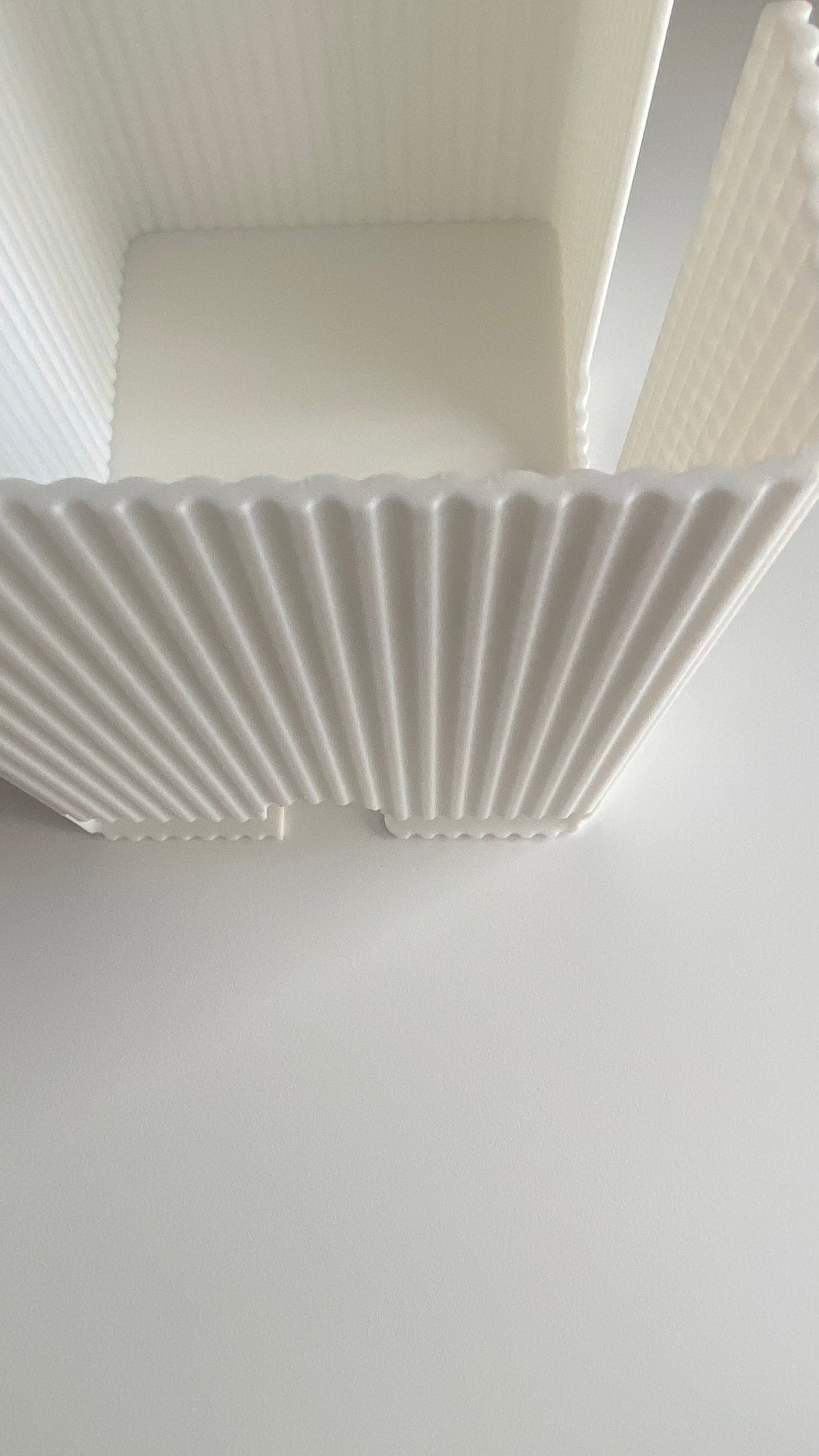 Ribbed Luxe Nappy Dispenser